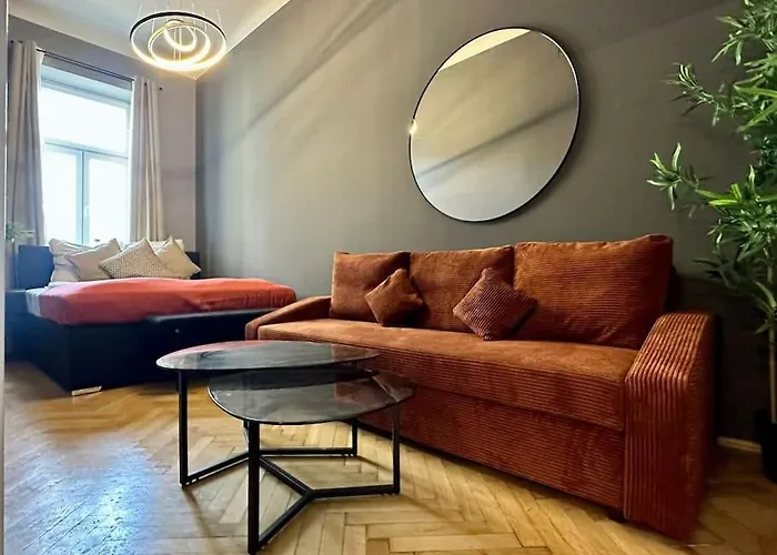 Spacious Living I Luxury Design