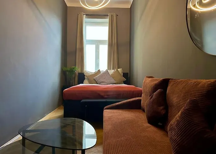 Spacious Living I Luxury Design