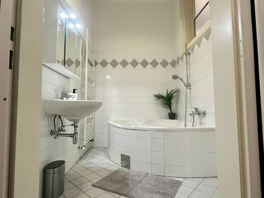 Spacious Living I Luxury Design Apartament